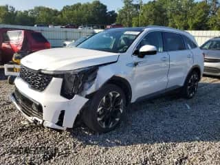 2025 Kia Sorento EX с VIN 5XYRH4JF9SG327486, выставлен на аукционе Copart как лот 65981505 с пробегом 6 803 миль миль и Списание • Salvage title. История ставок и продаж доступна на DreamBid. Изображение 1.