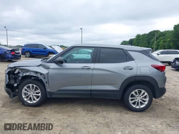 2025 Chevrolet TrailBlazer LS с VIN KL79MMSL0SB085789, выставлен на аукционе IAAI как лот 42452982 с пробегом 8 713 миль миль и . История ставок и продаж доступна на DreamBid. Изображение 14.