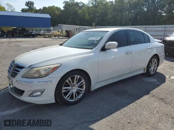 2012 Hyundai Genesis 3.8L с VIN KMHGC4DD3CU181064, выставлен на аукционе Copart как лот 80757045 с пробегом Не указан миль и Списание • Salvage title. История ставок и продаж доступна на DreamBid. Изображение 1.
