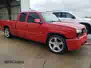 2004 Chevrolet Silverado SS с VIN 2GCEK19N941153037, выставлен на аукционе Copart как лот 78616584 с пробегом 190 555 миль миль и Списание • Salvage title. История ставок и продаж доступна на DreamBid. Изображение 4.
