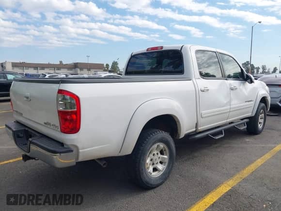 2006 Toyota Tundra Limited with VIN 5TBDT481X6S533579, listed as a IAAI auction lot 43284599 with 148,475 mi miles and . Bid and sale history available at DreamBid. Image 4.