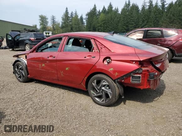 2024 Hyundai Elantra SEL z VIN KMHLS4DG3RU787517, wystawiony jako Copart lot #71241085 z przebiegiem 5 566 mil mil oraz Szkoda całkowita • Salvage title. Historia ofert i sprzedaży dostępna na DreamBid. Obrazek 2.