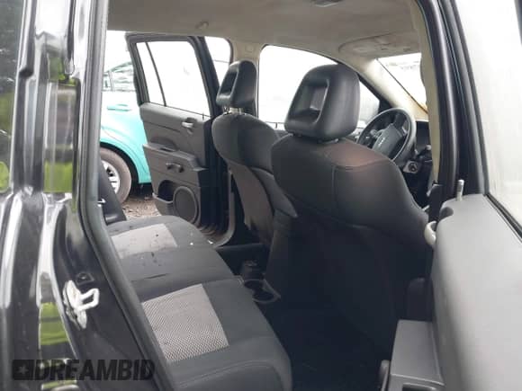 2008 Jeep Compass Sport с VIN 1J8FT47038D794794, выставлен на аукционе IAAI как лот 42807895 с пробегом Не указан миль и . История ставок и продаж доступна на DreamBid. Изображение 8.