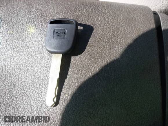 2009 Honda Accord LX with VIN 1HGCP26329A030003, listed as a IAAI auction lot 41375186 with 261,258 mi miles and . Bid and sale history available at DreamBid. Image 11.