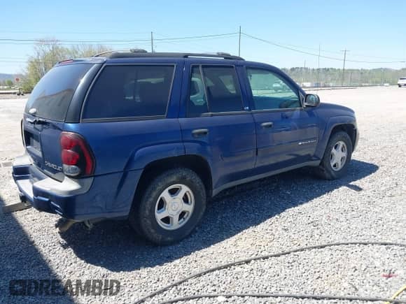 2002 Chevrolet TrailBlazer LTZ с VIN 1GNDT13S122189137, выставлен на аукционе IAAI как лот 41823227 с пробегом 115 613 миль миль и . История ставок и продаж доступна на DreamBid. Изображение 4.