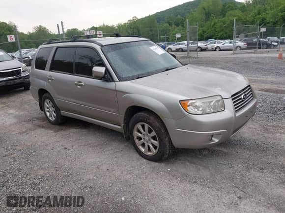 2006 Subaru Forester X with VIN JF1SG65656G733008, listed as a IAAI auction lot 42246409 with 244,348 mi miles and . Bid and sale history available at DreamBid. Image 1.