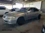 1998 Honda Accord LX z VIN 1HGCG5645WA153610, wystawiony jako Copart lot #71256675 z przebiegiem 215 832 mil mil oraz Szkoda całkowita • Salvage title. Historia ofert i sprzedaży dostępna na DreamBid. Obrazek 1.