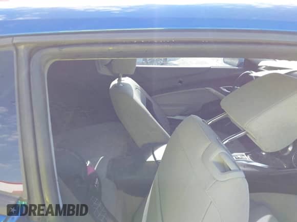 2018 Chevrolet Camaro 1LS z VIN 1G1FA1RX6J0169186, wystawiony jako IAAI lot #42102784 z przebiegiem 51 463 mil mil oraz . Historia ofert i sprzedaży dostępna na DreamBid. Obrazek 8.