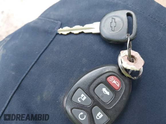 2011 Chevrolet Malibu 1LT z VIN 1G1ZC5E1XBF297493, wystawiony jako IAAI lot #43344103 z przebiegiem 200 532 mil mil oraz . Historia ofert i sprzedaży dostępna na DreamBid. Obrazek 11.