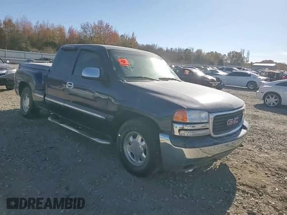 2000 GMC Sierra 1500 SLE with VIN 2GTEC19T8Y1315645, listed as a Copart auction lot 83059874 with Not provided miles and Salvage title. Bid and sale history available at DreamBid. Image 11.
