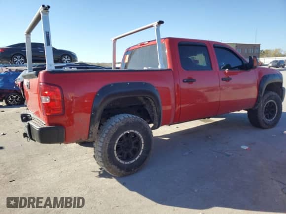 2013 Chevrolet Silverado 1500 LT с VIN 3GCPKSEA6DG108758, выставлен на аукционе Copart как лот 77174554 с пробегом Не указан миль и На запчасти • Non repairable. История ставок и продаж доступна на DreamBid. Изображение 3.