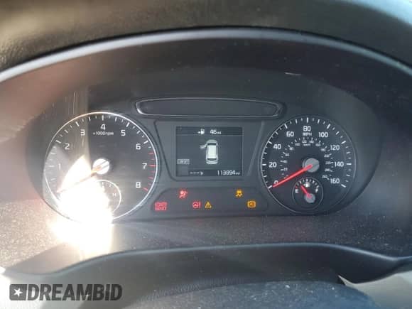 2019 Kia Sorento L with VIN 5XYPG4A34KG571093, listed as a Copart auction lot 65255445 with 113,894 mi miles and Salvage title. Bid and sale history available at DreamBid. Image 9.