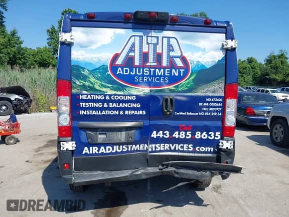 2019 Ram ProMaster Cargo with VIN 3C6TRVAG1KE555844, listed as a IAAI auction lot 42547330 with 102,176 mi miles and . Bid and sale history available at DreamBid. Image 6.