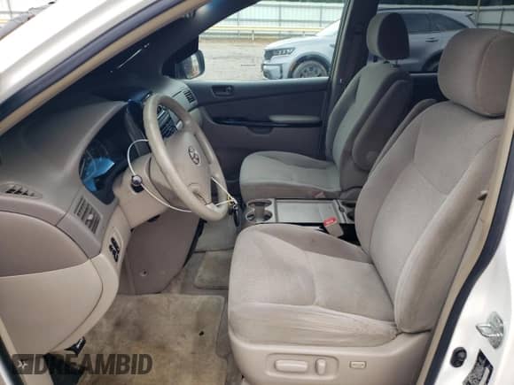 2005 Toyota Sienna CE с VIN 5TDZA23C35S327714, выставлен на аукционе Copart как лот 81909225 с пробегом 196 709 миль миль и Чистый • Clean title. История ставок и продаж доступна на DreamBid. Изображение 7.