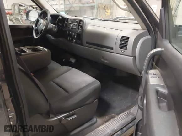 2011 GMC Sierra 1500 SL z VIN 3GTP2UEA0BG191032, wystawiony jako IAAI lot #41362625 z przebiegiem 155 539 mil mil oraz . Historia ofert i sprzedaży dostępna na DreamBid. Obrazek 5.