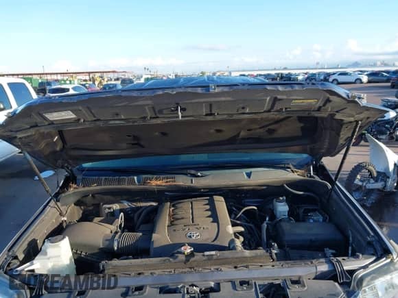 2019 Toyota Tundra SR с VIN 5TFRY5F19KX251364, выставлен на аукционе IAAI как лот 43336884 с пробегом 85 965 миль миль и . История ставок и продаж доступна на DreamBid. Изображение 10.