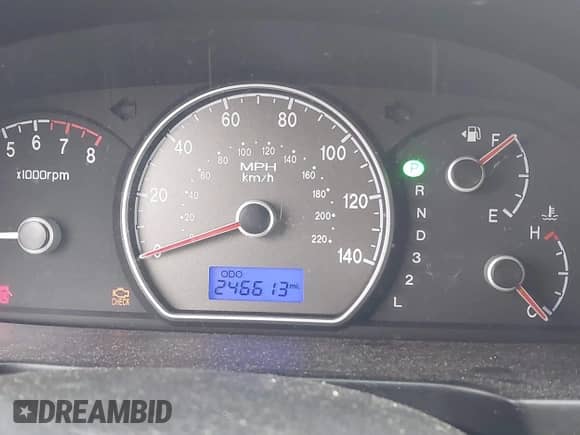 2009 Hyundai Elantra GLS с VIN KMHDU46D89U606753, выставлен на аукционе IAAI как лот 43289336 с пробегом 246 613 миль миль и . История ставок и продаж доступна на DreamBid. Изображение 16.