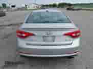 2017 Hyundai Sonata SE с VIN 5NPE24AFXHH441837, выставлен на аукционе IAAI как лот 43051578 с пробегом 151 662 миль миль и . История ставок и продаж доступна на DreamBid. Изображение 16.