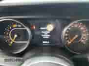 2021 Jeep Wrangler Unlimited Sahara с VIN 1C4HJXENXMW668498, выставлен на аукционе Copart как лот 57289685 с пробегом 32 827 миль миль и Списание • Salvage title. История ставок и продаж доступна на DreamBid. Изображение 9.