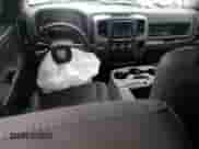 2017 Ram 1500 Tradesman z VIN 1C6RR6FGXHS535882, wystawiony jako Copart lot #70174075 z przebiegiem Nie podano mil oraz Szkoda całkowita • Salvage title. Historia ofert i sprzedaży dostępna na DreamBid. Obrazek 8.