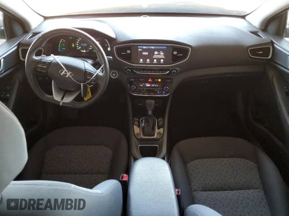 2018 Hyundai Ioniq SEL с VIN KMHC75LC0JU094642, выставлен на аукционе Copart как лот 53814614 с пробегом 121 967 миль миль и Списание • Salvage title. История ставок и продаж доступна на DreamBid. Изображение 8.