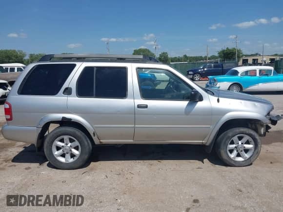 2003 Nissan Pathfinder LE with VIN JN8DR09Y63W829418, listed as a IAAI auction lot 42514295 with 212,889 mi miles and . Bid and sale history available at DreamBid. Image 14.