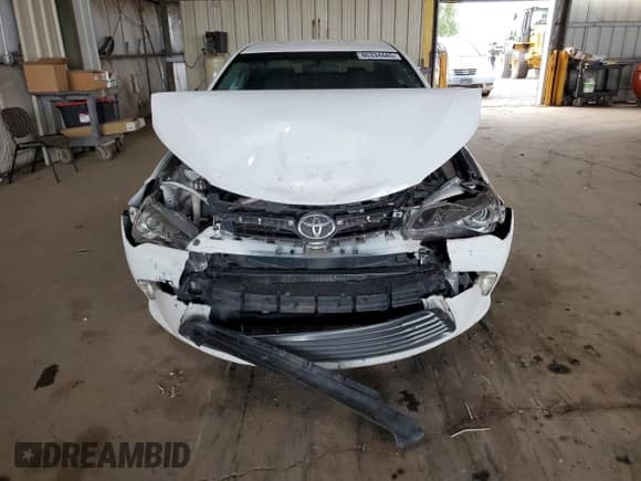 2015 Toyota Camry LE z VIN 4T1BF1FKXFU904540, wystawiony jako Copart lot #86334445 z przebiegiem 203 164 mil mil oraz Szkoda całkowita • Salvage title. Historia ofert i sprzedaży dostępna na DreamBid. Obrazek 5.
