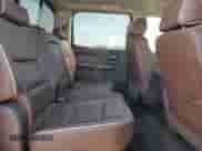 2016 Chevrolet Silverado 3500HD High Country с VIN 1GC4K1E86GF288937, выставлен на аукционе Copart как лот 75991014 с пробегом 135 696 миль миль и Списание • Salvage title. История ставок и продаж доступна на DreamBid. Изображение 10.