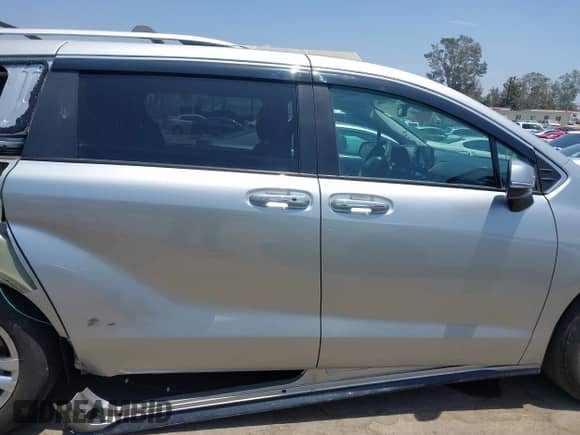 2023 Toyota Sienna Limited с VIN 5TDZSKFC5PS104795, выставлен на аукционе IAAI как лот 42573129 с пробегом 27 724 миль миль и . История ставок и продаж доступна на DreamBid. Изображение 14.