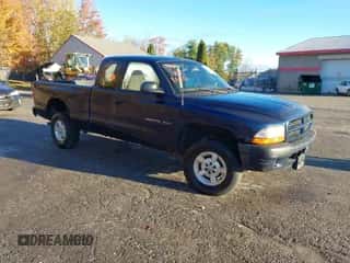 2002 Dodge Dakota z VIN 1B7GG32X42S543218, wystawiony jako IAAI lot #43467855 z przebiegiem 113 583 mil mil oraz . Historia ofert i sprzedaży dostępna na DreamBid. Obrazek 1.
