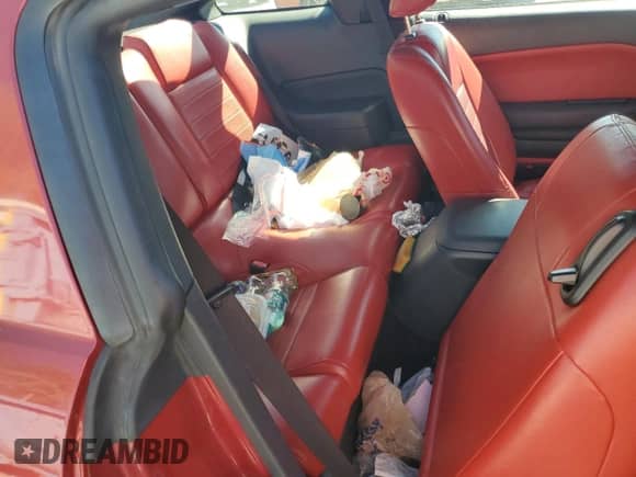 2005 Ford Mustang GT Deluxe с VIN 1ZVFT82H855218777, выставлен на аукционе Copart как лот 86161145 с пробегом 102 037 миль миль и Списание • Salvage title. История ставок и продаж доступна на DreamBid. Изображение 10.