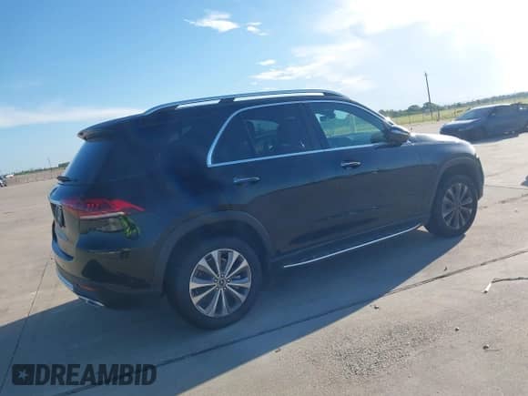 2023 Mercedes-Benz GLE 350 with VIN 4JGFB4JB7PA939514, listed as a IAAI auction lot 42564828 with 29,694 mi miles and . Bid and sale history available at DreamBid. Image 4.