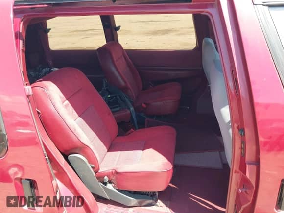 1990 Chevrolet Lumina с VIN 1GNCU06D7LT108492, выставлен на аукционе IAAI как лот 42683196 с пробегом 194 939 миль миль и . История ставок и продаж доступна на DreamBid. Изображение 8.