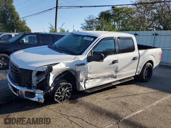 2015 Ford F-150 XL с VIN 1FTEW1CG4FFB01373, выставлен на аукционе Copart как лот 81895305 с пробегом 151 527 миль миль и Списание • Salvage title. История ставок и продаж доступна на DreamBid. Изображение 1.