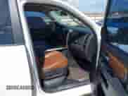 2014 Ram 1500 Longhorn z VIN 1C6RR6PTXES122156, wystawiony jako IAAI lot #42703793 z przebiegiem 160 796 mil mil oraz . Historia ofert i sprzedaży dostępna na DreamBid. Obrazek 5.