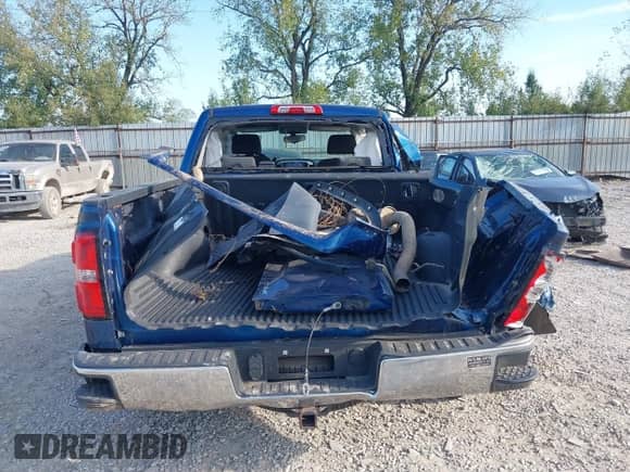 2015 GMC Sierra 1500 SLE с VIN 3GTU2UEC9FG425243, выставлен на аукционе IAAI как лот 43328167 с пробегом 179 793 миль миль и . История ставок и продаж доступна на DreamBid. Изображение 17.
