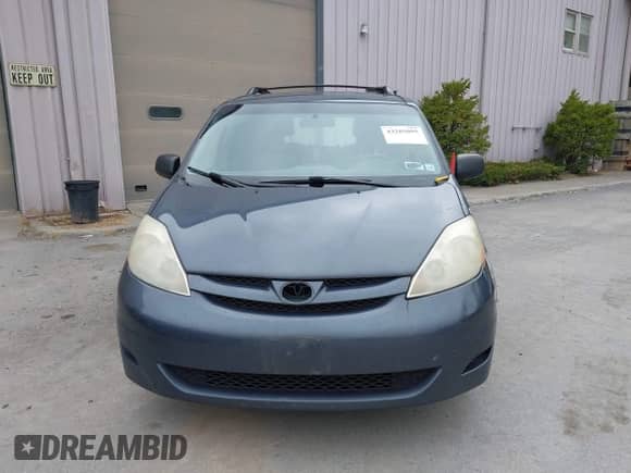 2010 Toyota Sienna CE с VIN 5TDKK4CC0AS309854, выставлен на аукционе IAAI как лот 43285095 с пробегом 342 642 миль миль и . История ставок и продаж доступна на DreamBid. Изображение 12.