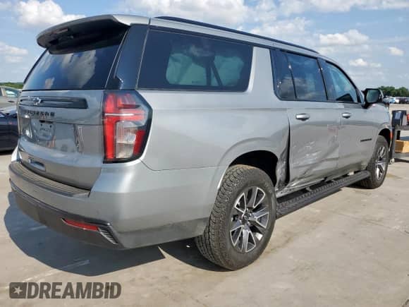 2024 Chevrolet Suburban Z71 z VIN 1GNSKDKD9RR402741, wystawiony jako Copart lot #61161505 z przebiegiem 12 491 mil mil oraz Szkoda całkowita • Salvage title. Historia ofert i sprzedaży dostępna na DreamBid. Obrazek 3.