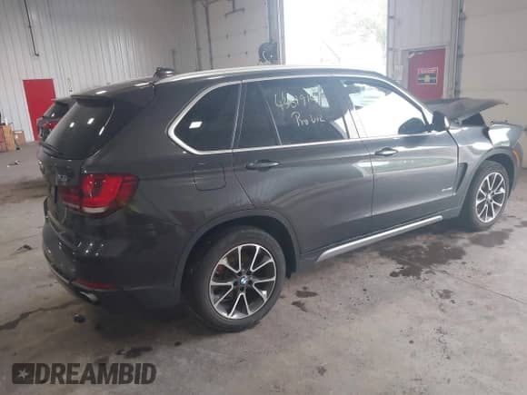 2017 BMW X5 xDrive35i с VIN 5UXKR0C51H0V67947, выставлен на аукционе IAAI как лот 43019147 с пробегом 134 793 миль миль и . История ставок и продаж доступна на DreamBid. Изображение 4.