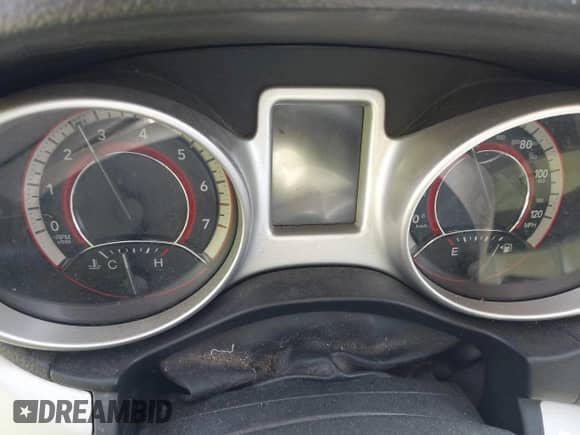 2014 Dodge Journey SE z VIN 3C4PDCAB4ET134606, wystawiony jako IAAI lot #42722916 z przebiegiem Nie podano mil oraz . Historia ofert i sprzedaży dostępna na DreamBid. Obrazek 7.