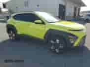 2024 Hyundai Kona SEL с VIN KM8HCCAB4RU100793, выставлен на аукционе Copart как лот 81462674 с пробегом Не указан миль и Списание • Salvage title. История ставок и продаж доступна на DreamBid. Изображение 4.