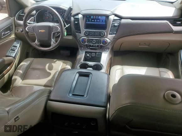 2016 Chevrolet Suburban LT с VIN 1GNSKHKC9GR224499, выставлен на аукционе Copart как лот 67041705 с пробегом 208 731 миль миль и Списание • Salvage title. История ставок и продаж доступна на DreamBid. Изображение 8.
