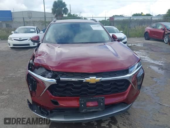 2025 Chevrolet Trax LT z VIN KL77LHEP2SC101937, wystawiony jako IAAI lot #43419855 z przebiegiem 7 109 mil mil oraz . Historia ofert i sprzedaży dostępna na DreamBid. Obrazek 12.