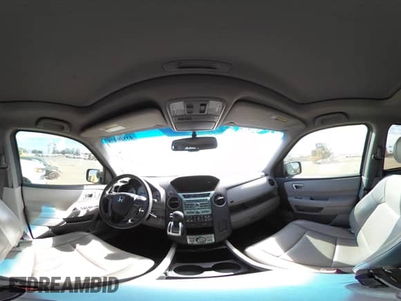 2011 Honda Pilot Touring с VIN 5FNYF3H98BB008714, выставлен на аукционе IAAI как лот 43369473 с пробегом 63 399 миль миль и . История ставок и продаж доступна на DreamBid. Изображение 18.