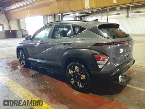2025 Hyundai Kona SEL с VIN KM8HB3AB4SU321061, выставлен на аукционе Copart как лот 87108655 с пробегом 8 392 миль миль и Списание • Salvage title. История ставок и продаж доступна на DreamBid. Изображение 2.