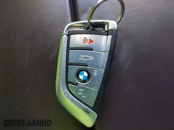 2017 BMW 5 Series 540i с VIN WBAJE5C38HG915249, выставлен на аукционе IAAI как лот 41472001 с пробегом 54 396 миль миль и . История ставок и продаж доступна на DreamBid. Изображение 11.