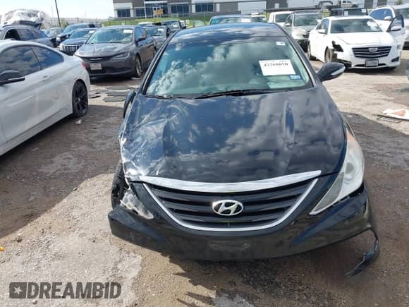 2014 Hyundai Sonata GLS z VIN 5NPEB4AC5EH845825, wystawiony jako IAAI lot #43268050 z przebiegiem 136 252 mil mil oraz . Historia ofert i sprzedaży dostępna na DreamBid. Obrazek 12.