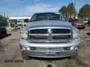2005 Dodge 2500 SLT z VIN 1D7KS28D85J561964, wystawiony jako Copart lot #57527555 z przebiegiem 156 440 mil mil oraz Szkoda całkowita • Salvage title. Historia ofert i sprzedaży dostępna na DreamBid. Obrazek 5.