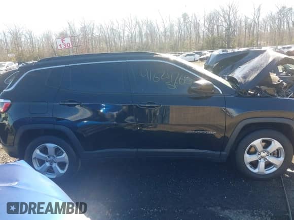 2021 Jeep Compass Altitude with VIN 3C4NJCBB0MT542758, listed as a IAAI auction lot 41624765 with Not provided miles and . Bid and sale history available at DreamBid. Image 12.