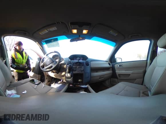 2013 Honda Pilot EX с VIN 5FNYF4H45DB037438, выставлен на аукционе IAAI как лот 41763941 с пробегом 178 698 миль миль и . История ставок и продаж доступна на DreamBid. Изображение 18.